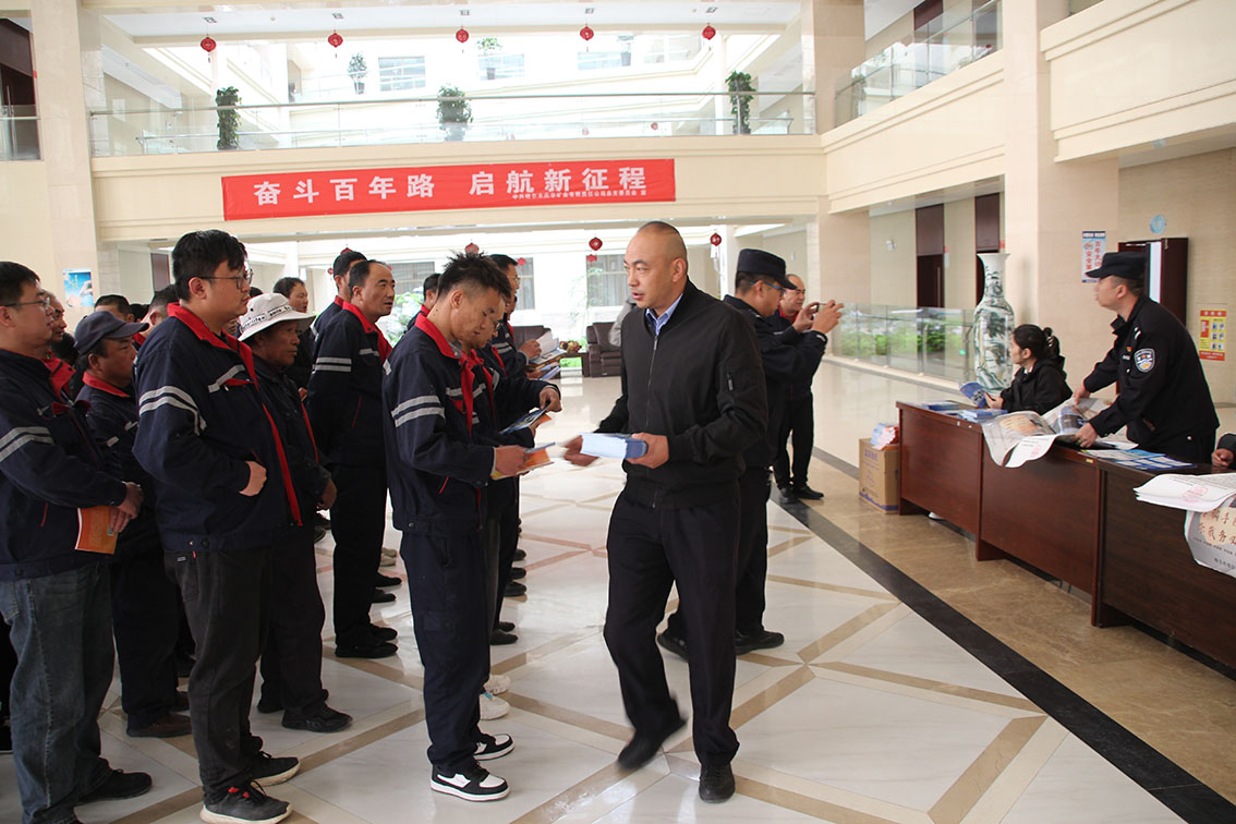 ceba18b5-3771-11f0-8000-8cbd52c5c617.jpg ceba18b5-3771-11f0-8000-8cbd52c5c617.jpg